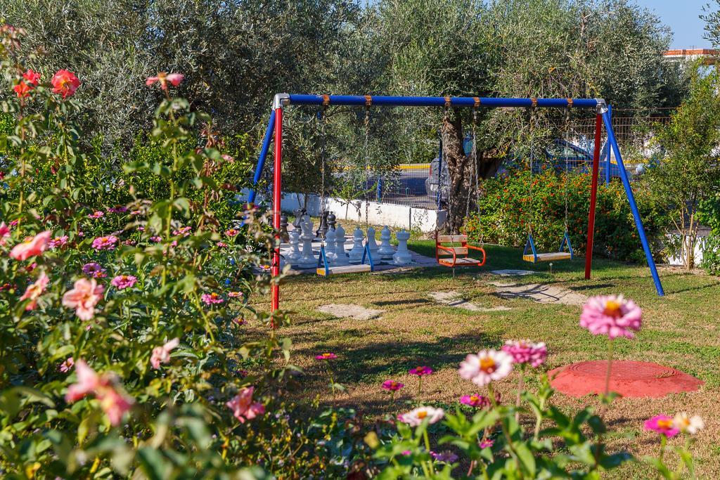 Filoxenia Apartments & Studios Теологос Екстер'єр фото