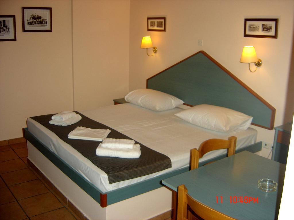 Filoxenia Apartments & Studios Теологос Номер фото