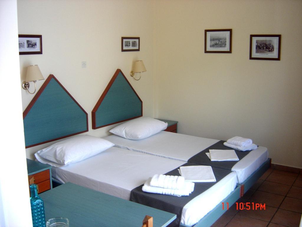 Filoxenia Apartments & Studios Теологос Номер фото